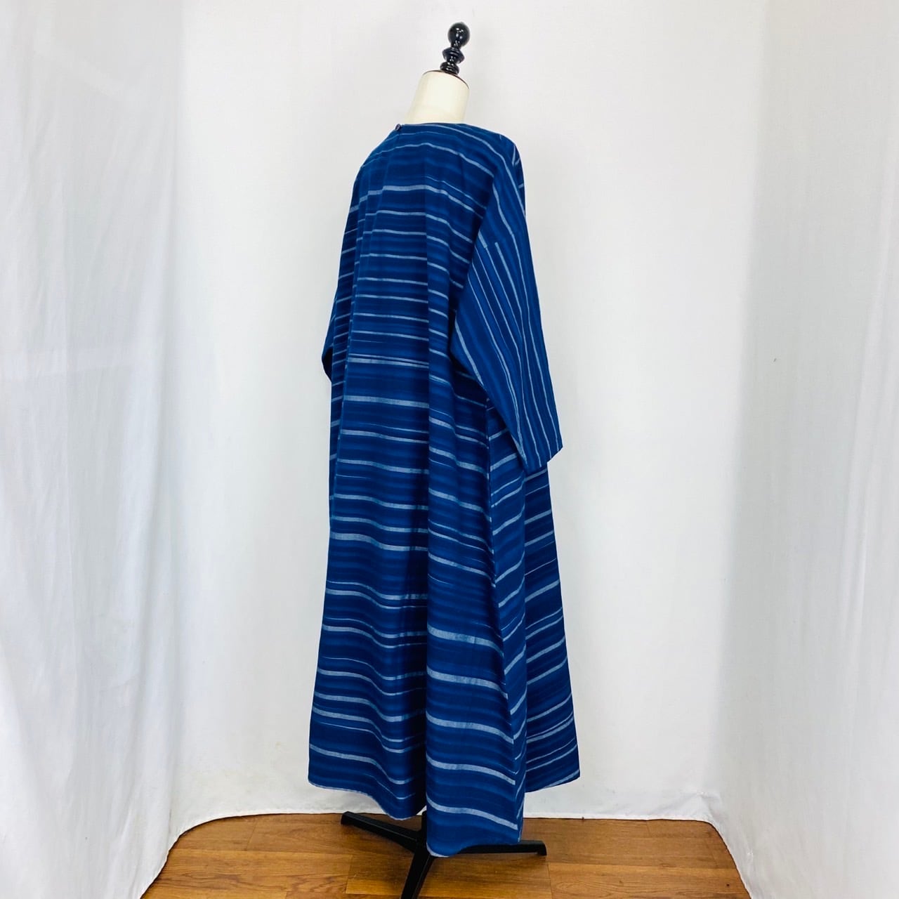 232056 ロングフレアーワンピース 遠州藍染め織 よこ絣