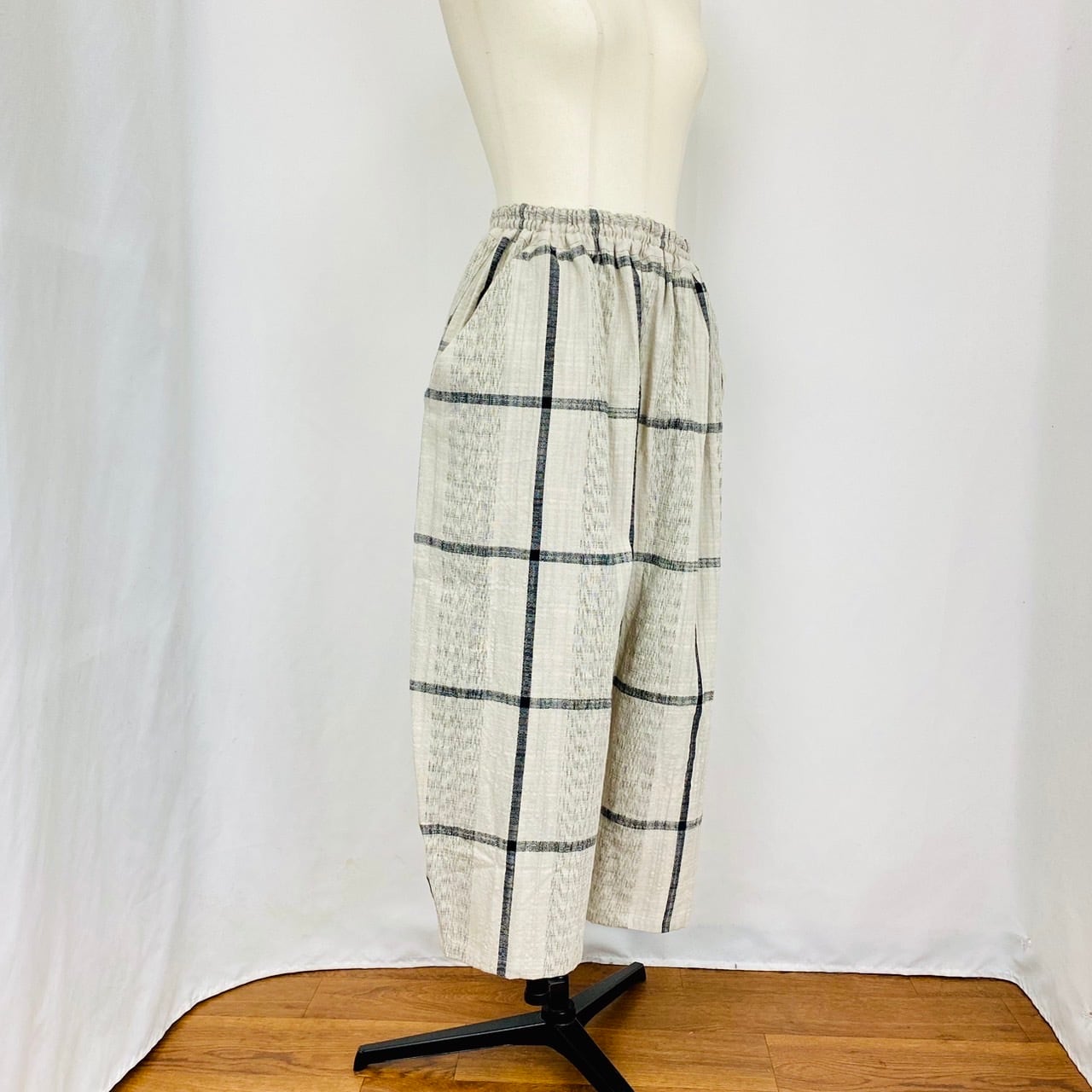 【再販】235041 ストレスフリーパンツ(短丈) 2カラー 遠州織り