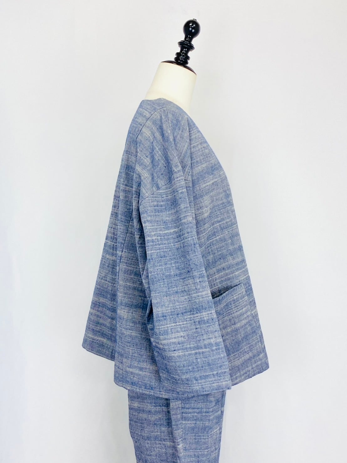 251021 ノーカラーショートジャケット 3カラー 遠州織物 うすでシャンブレー