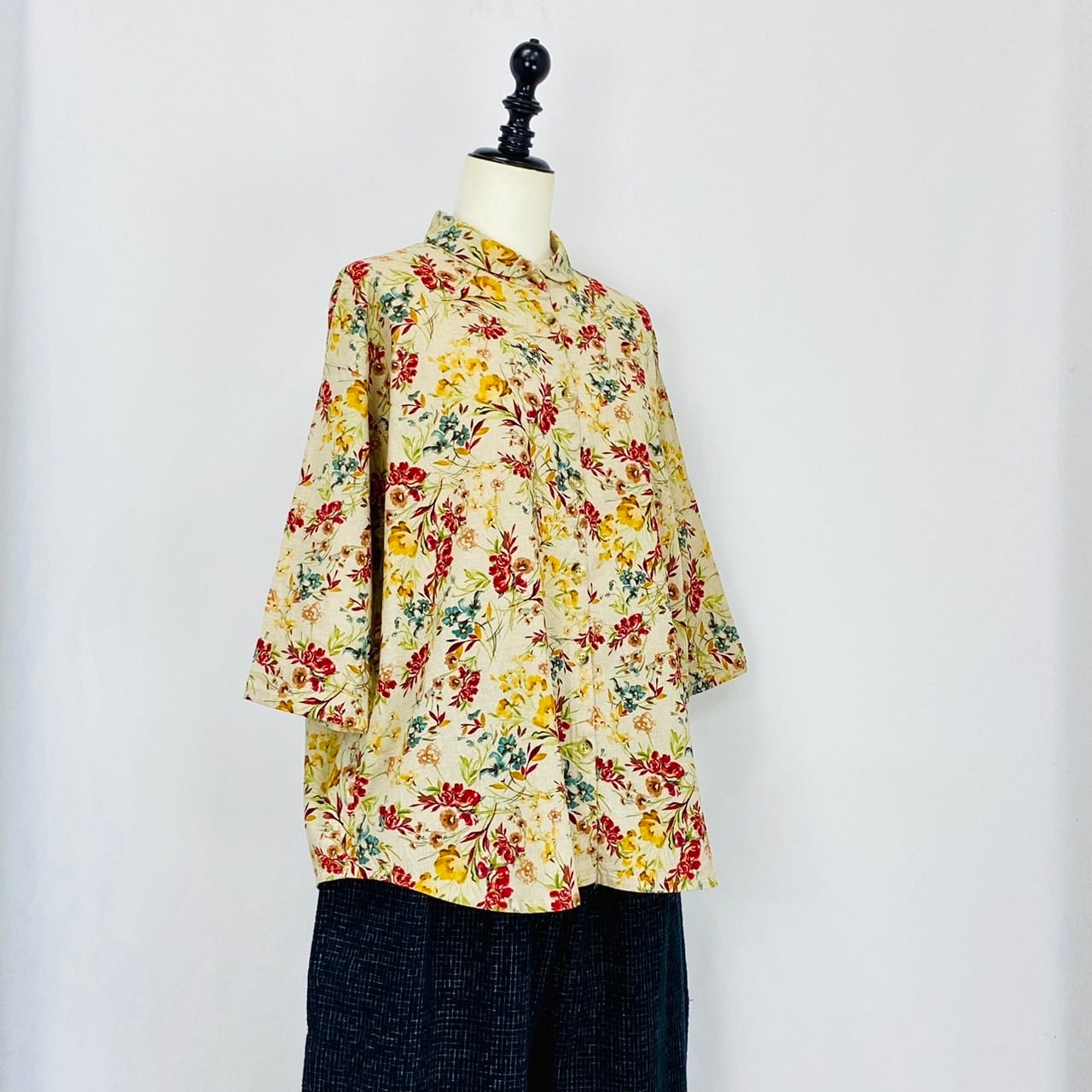 SU1910 丸襟ゆったりブラウス 3カラー 多色プリント花柄 綿麻