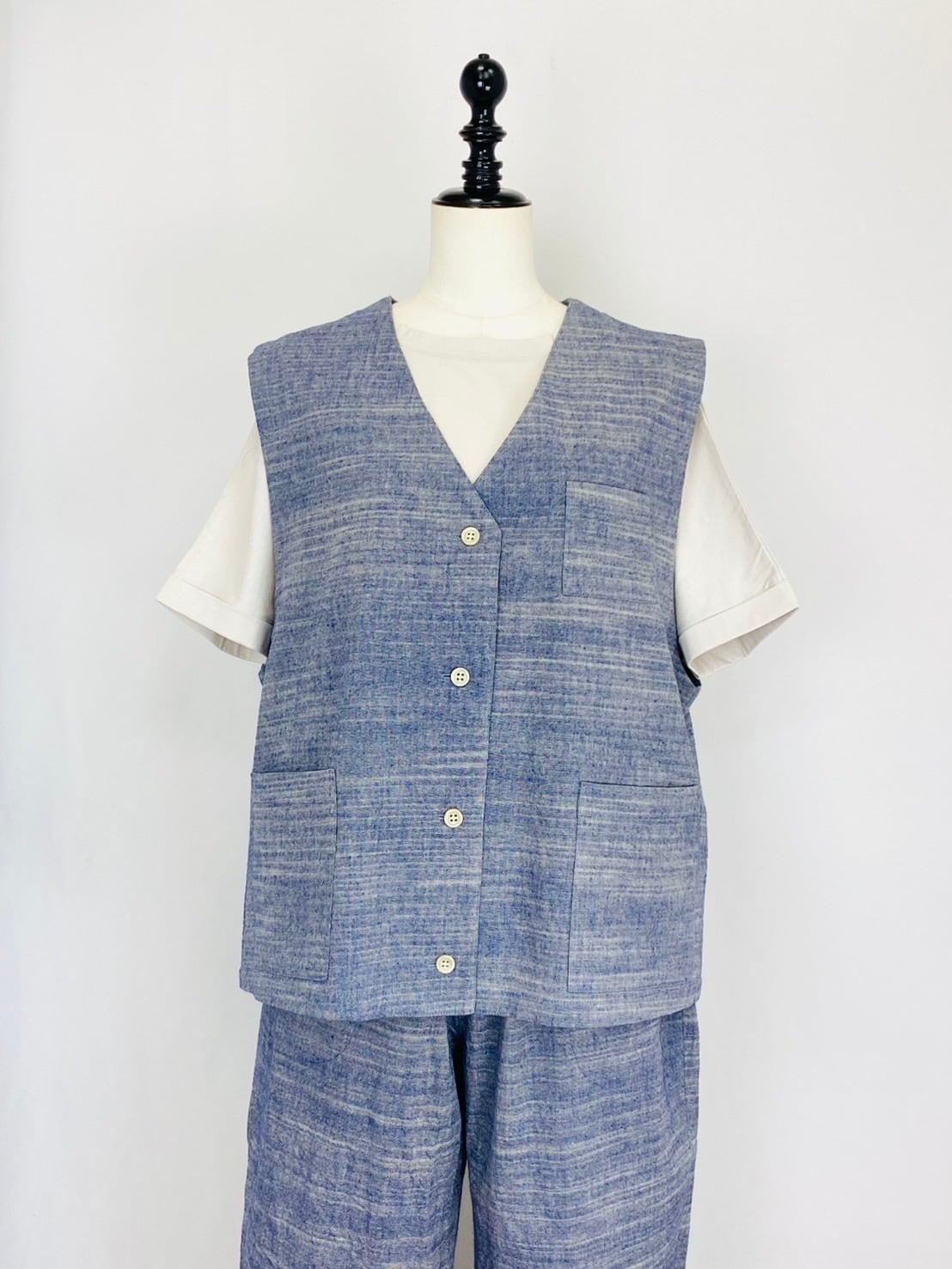 254021 ポケット付きベスト 3カラー 遠州織物 うすで逆スラブ