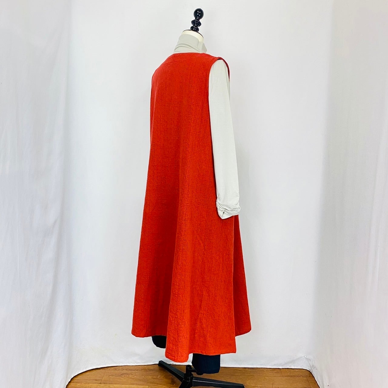 252041 前ファスナーのノースリーブワンピース 2カラー 遠州織物 たてよこ絣