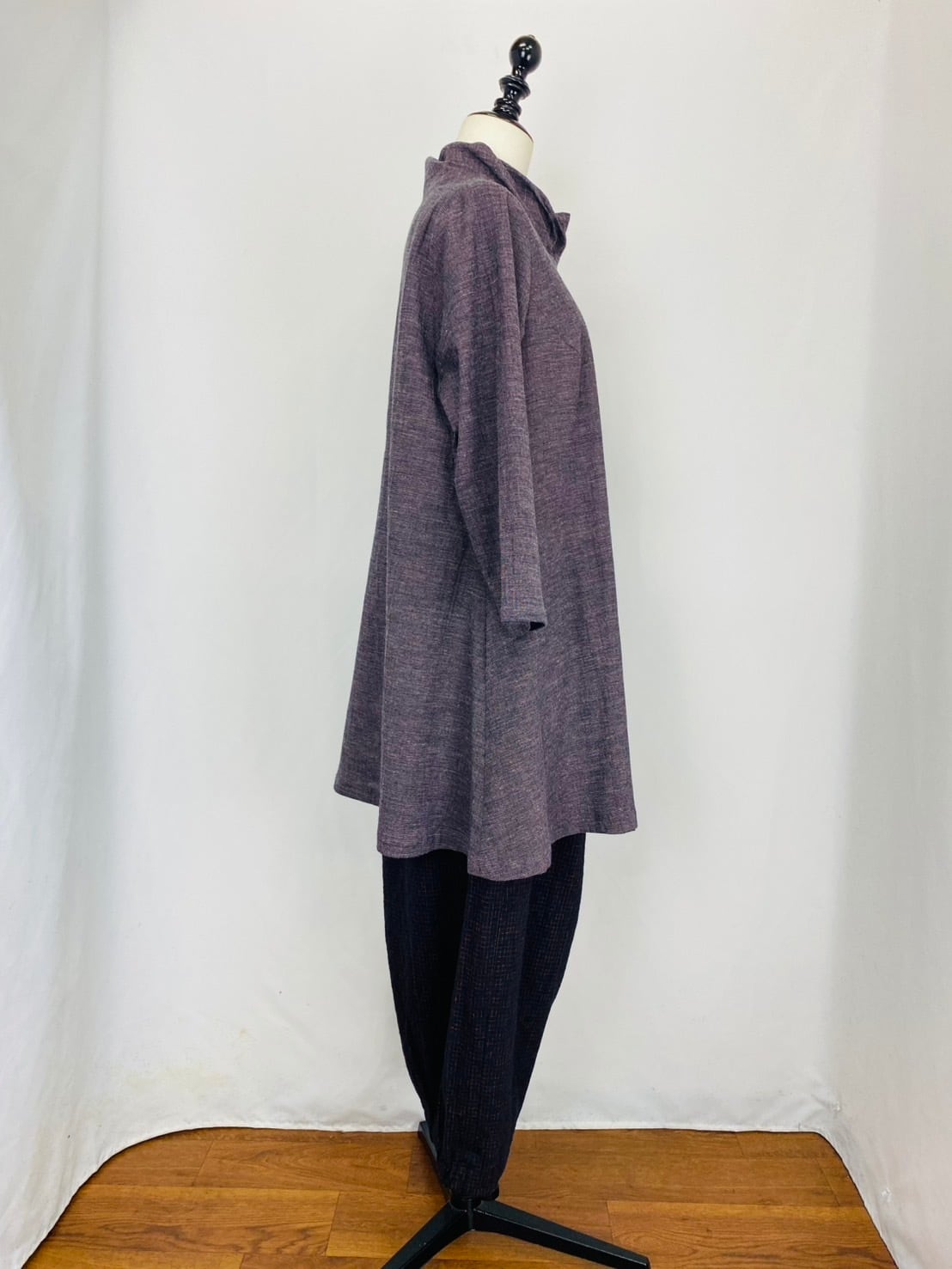 252101 ひねり襟のチュニック 遠州織物 先染め楊柳