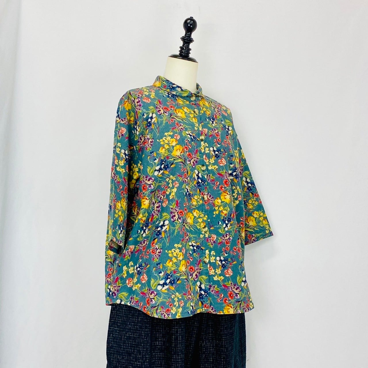 SU1910 丸襟ゆったりブラウス 3カラー 多色プリント花柄 綿麻