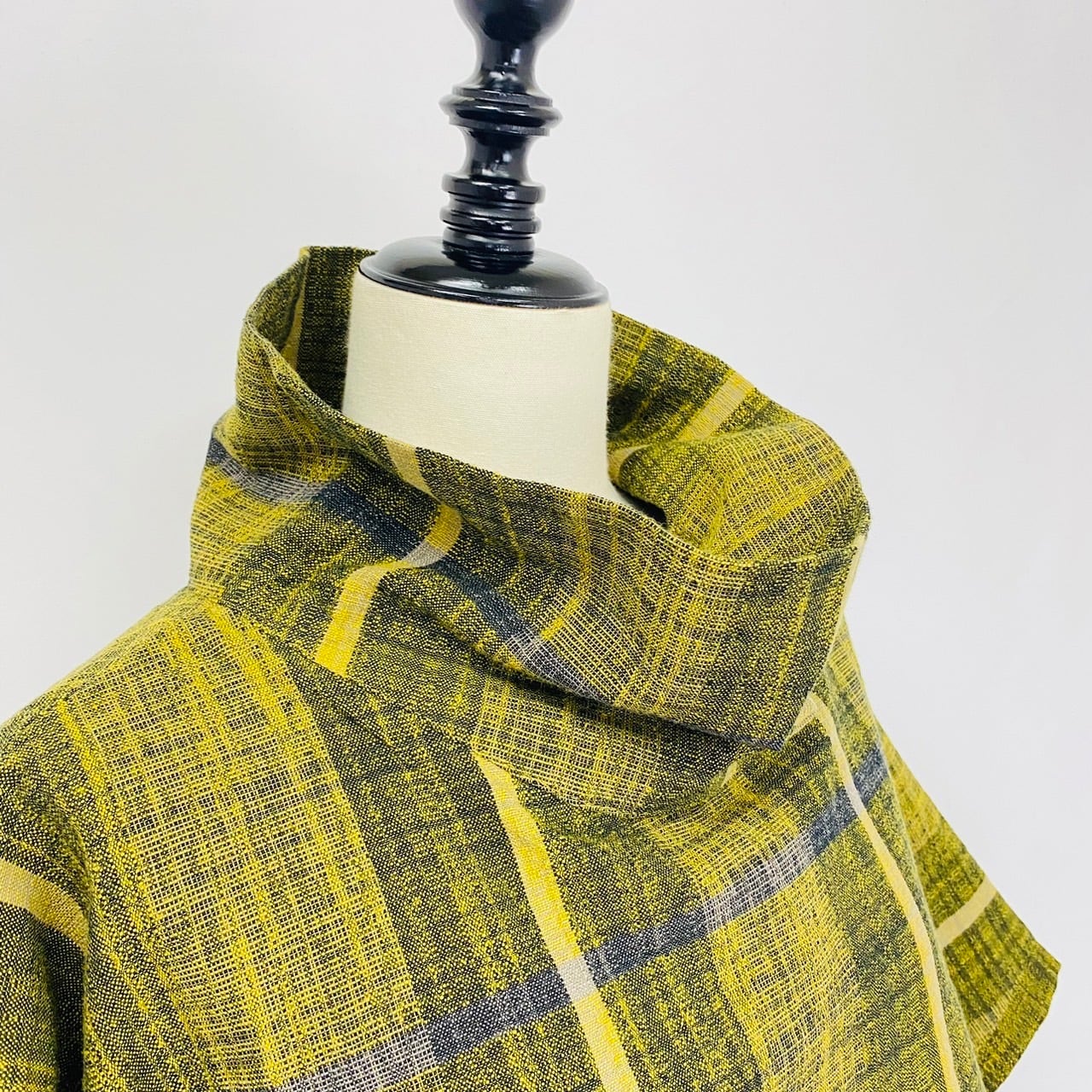 234021 ロールネック切替えポンチョ 2カラー 遠州織り 逆スラブ絣格子