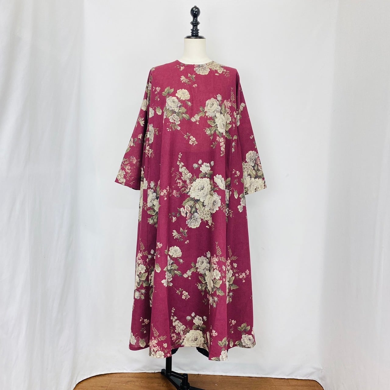 242014 サイドギャザーワンピース 2カラー コットンリネン花柄