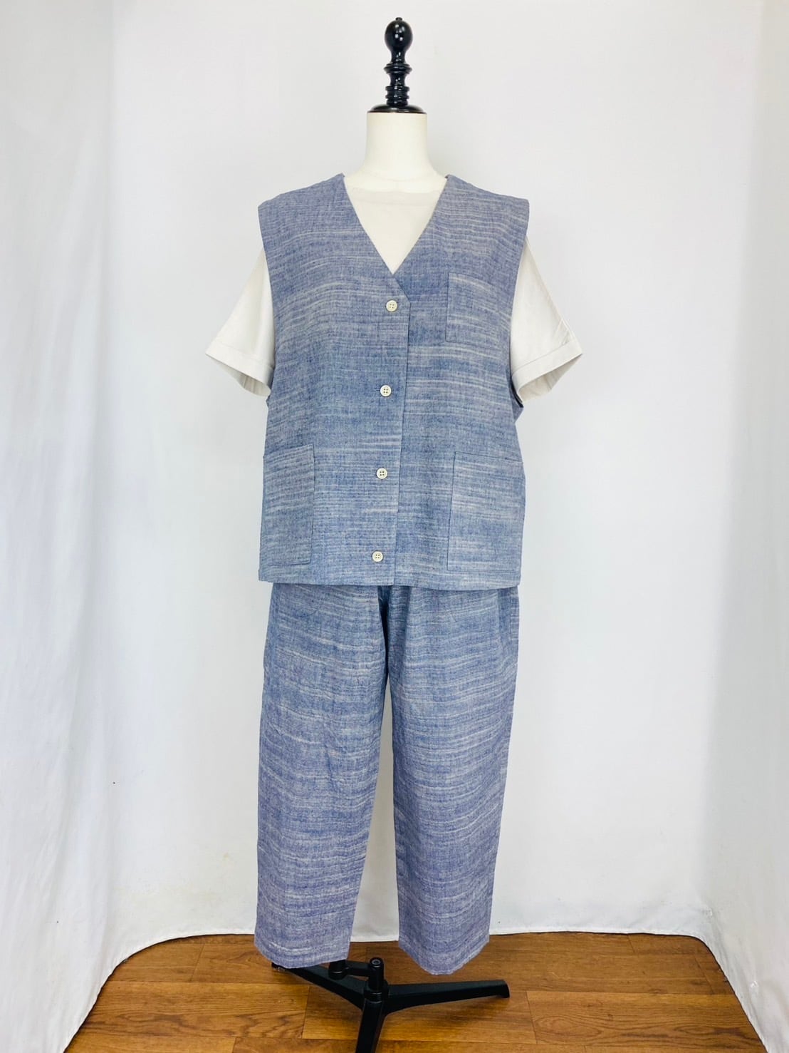 254021 ポケット付きベスト 3カラー 遠州織物 うすで逆スラブ