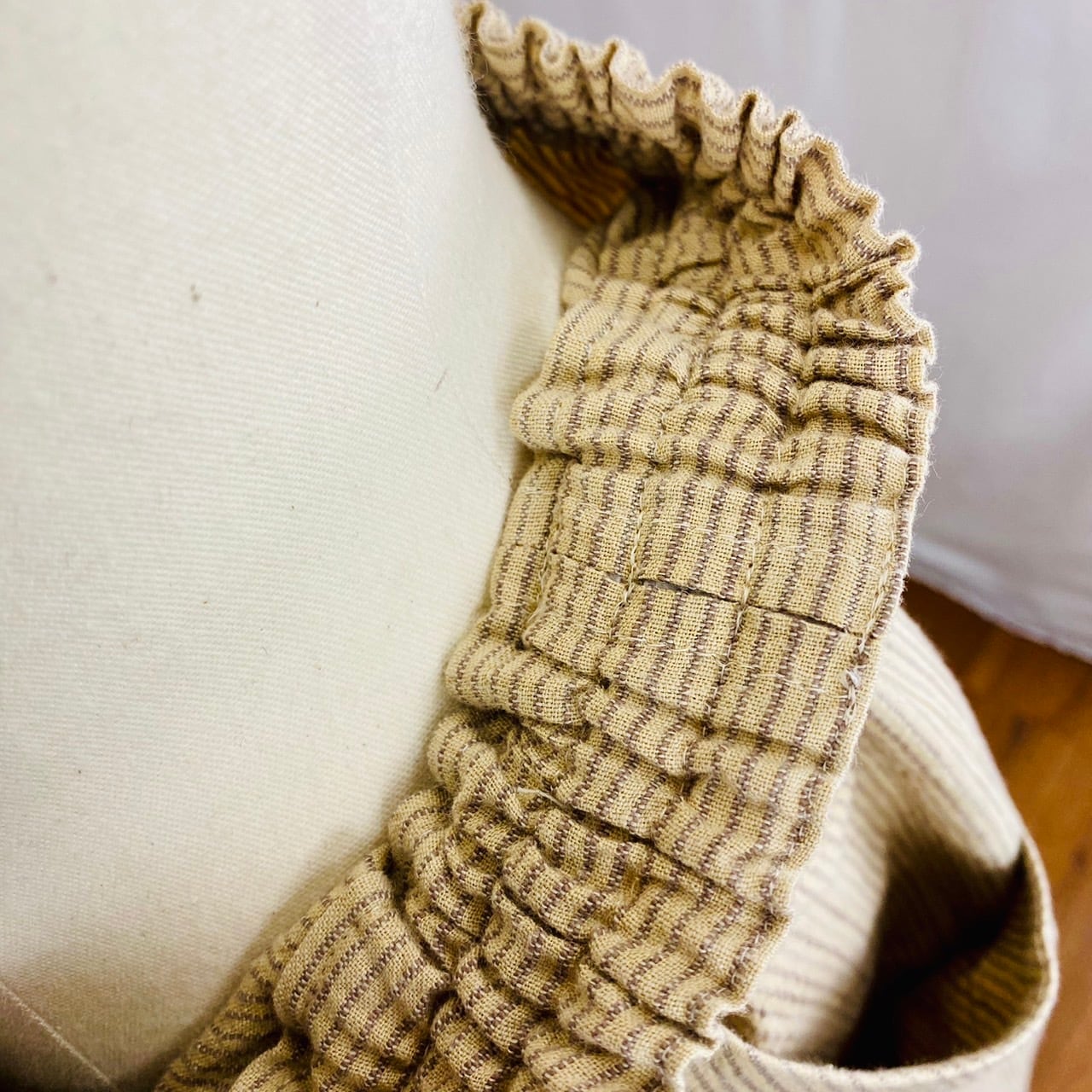 245010 ストレスフリーワイドパンツ(短丈)2カラー 遠州織り 逆スラブストライプ うすで