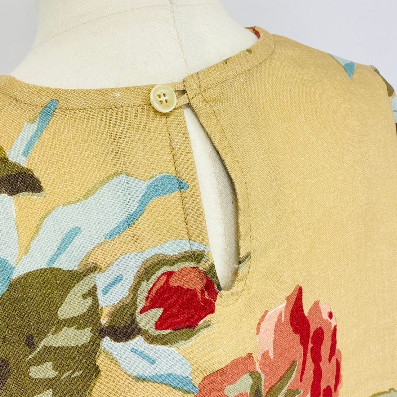 242024 サイドギャザーチュニック リネン花柄