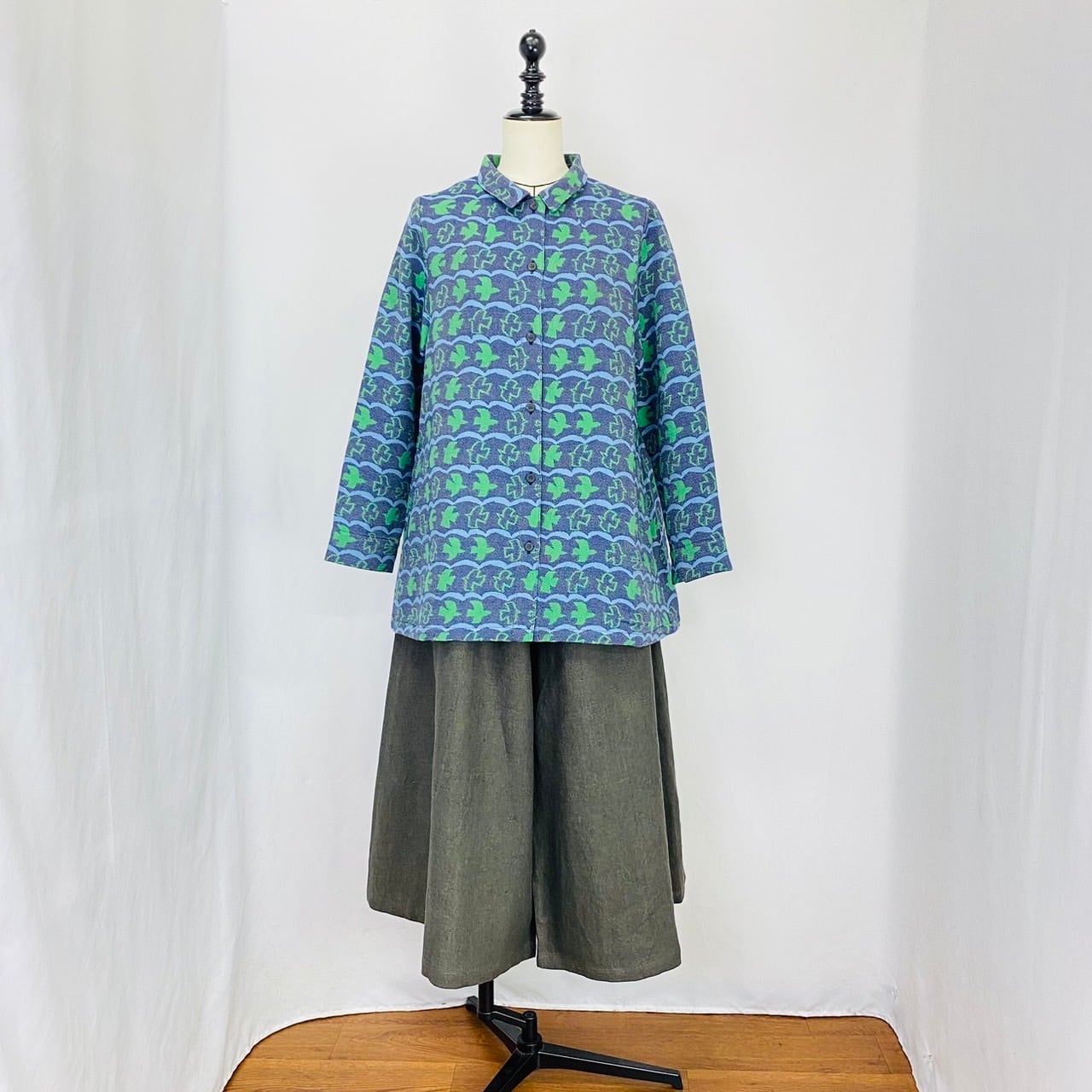 【限定品】 Aラインブラウス 2柄 北欧柄 ジャガード織り