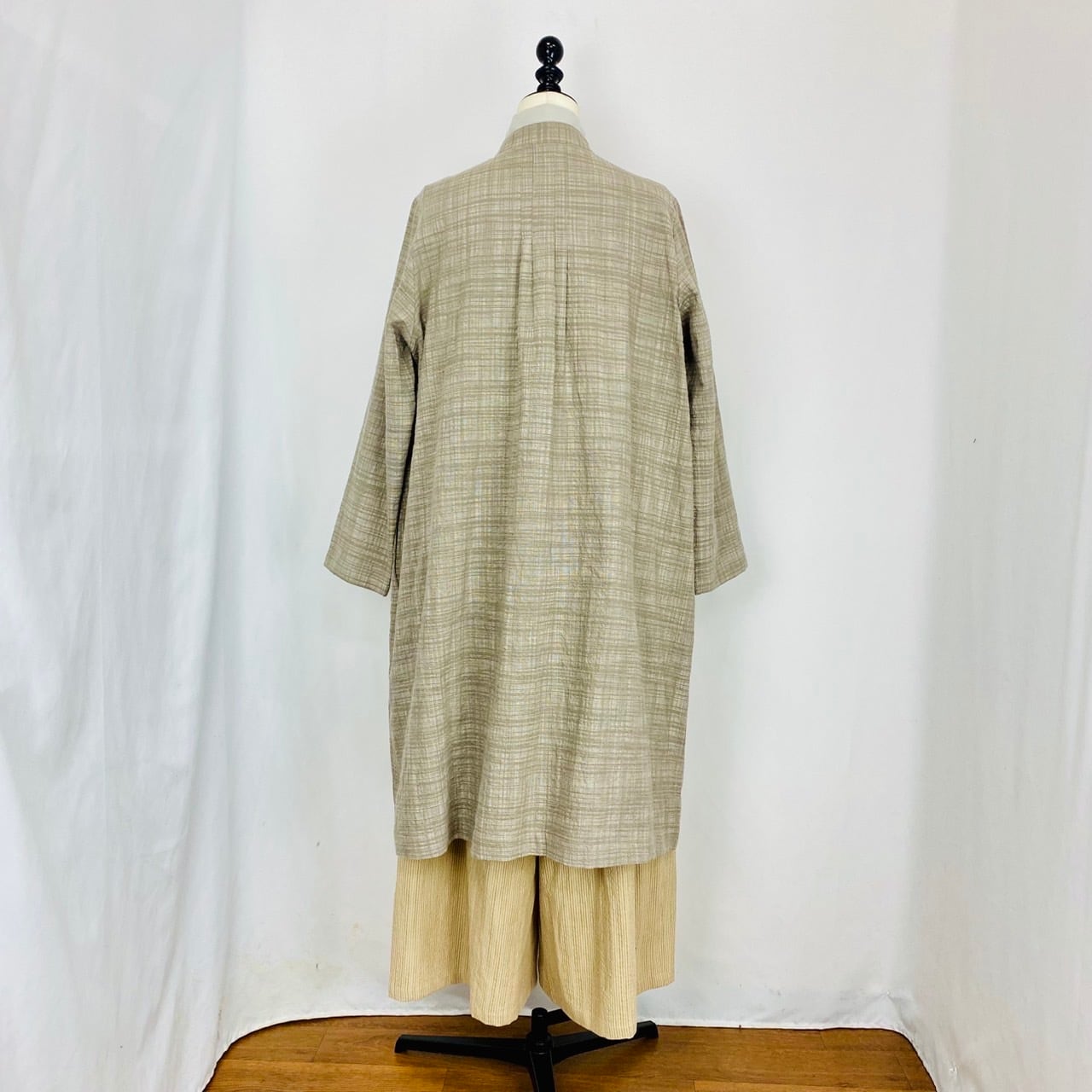 251011 タックのコート 2カラー 遠州織物 うすで逆スラブ