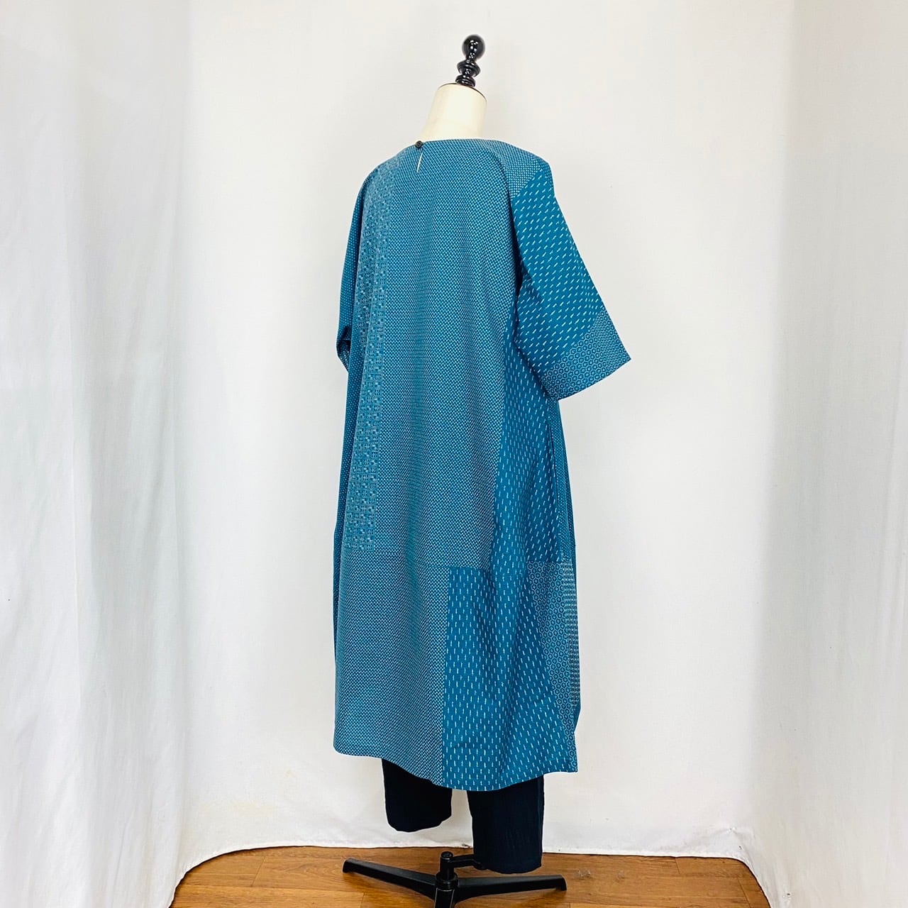 2320133 切替えビッグワンピース 2カラー 安曇野染め 絣ボーダー