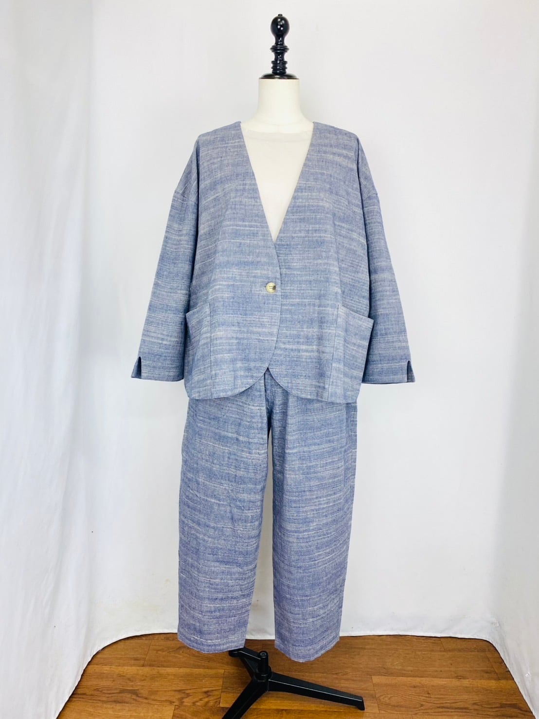 251021 ノーカラーショートジャケット 3カラー 遠州織物 うすでシャンブレー