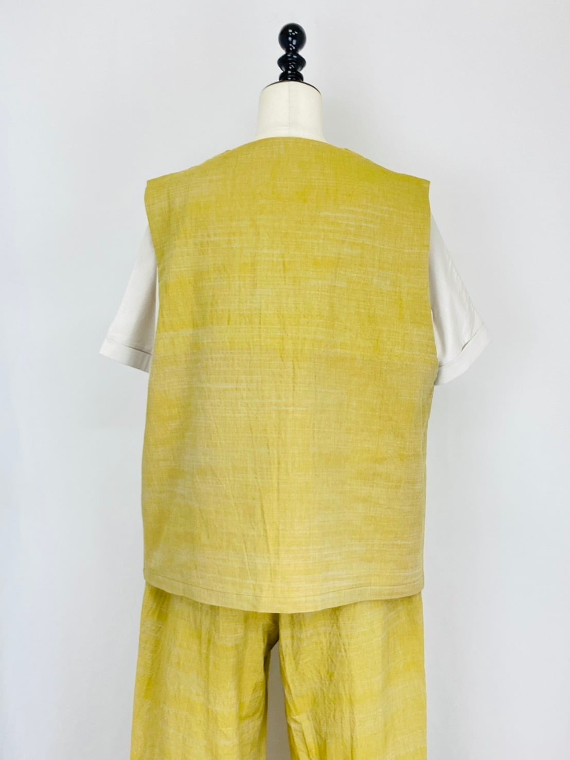 254021 ポケット付きベスト 3カラー 遠州織物 うすで逆スラブ