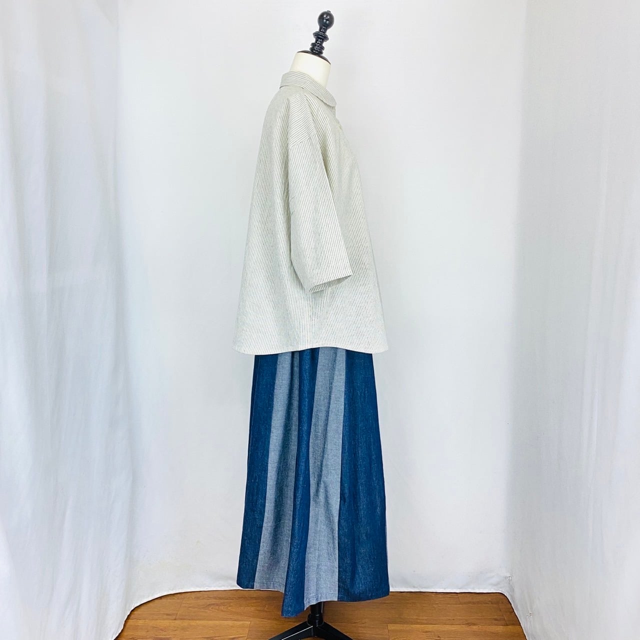 SU19108 丸衿ふんわりブラウス 2カラー 綿麻先染ストライプ