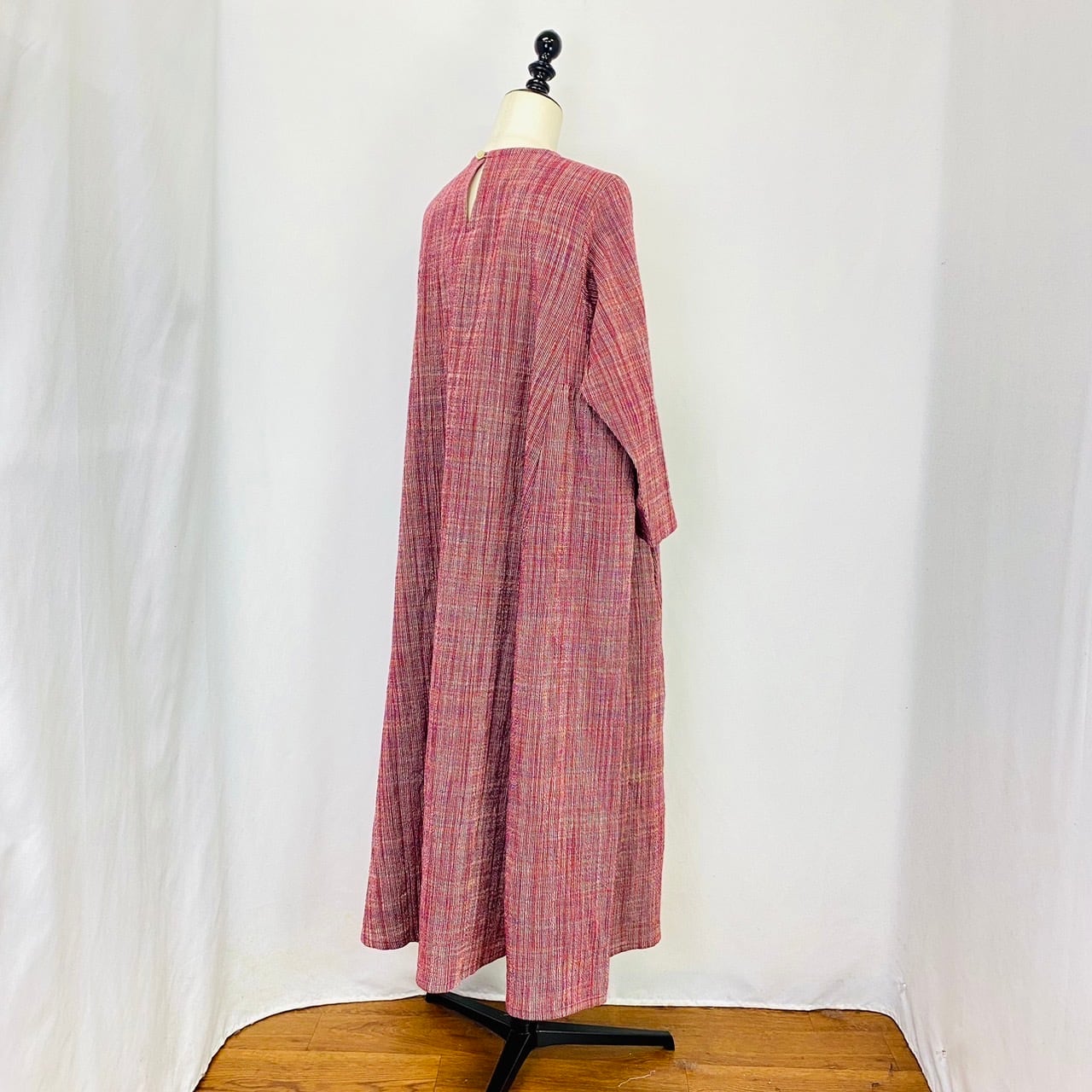 【再販】242011　サイドギャザーワンピース　2カラー　遠州織り　逆スラブ　薄手