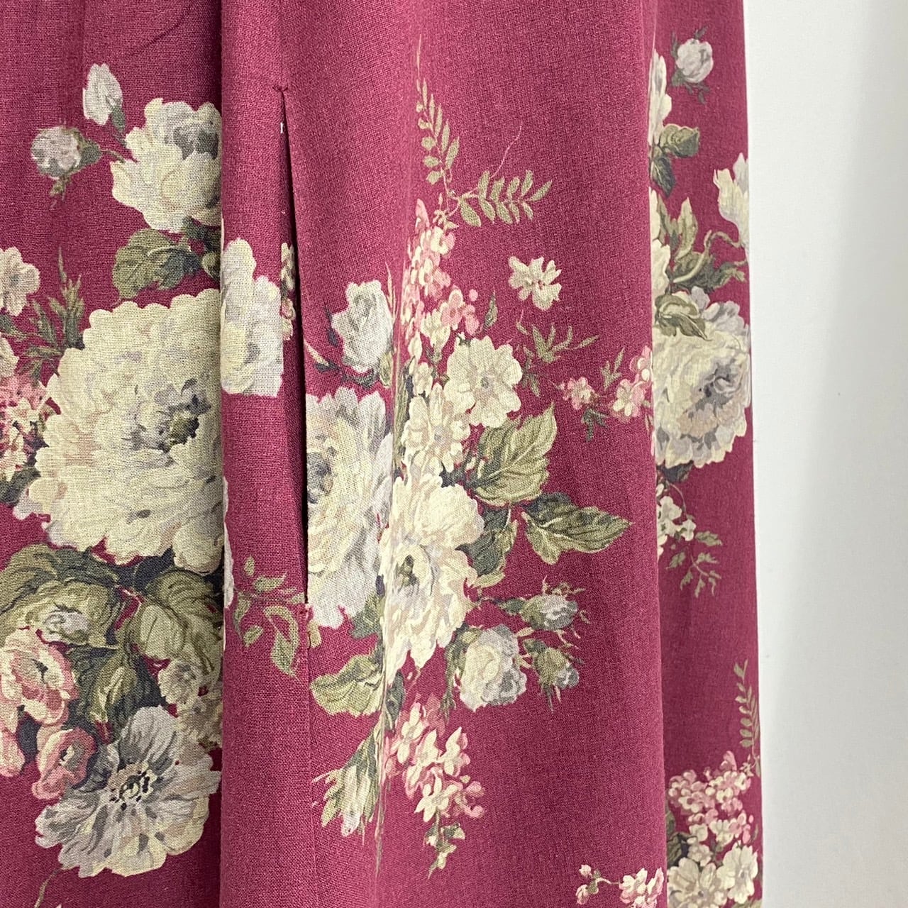 242014  サイドギャザーワンピース　2カラー　コットンリネン花柄