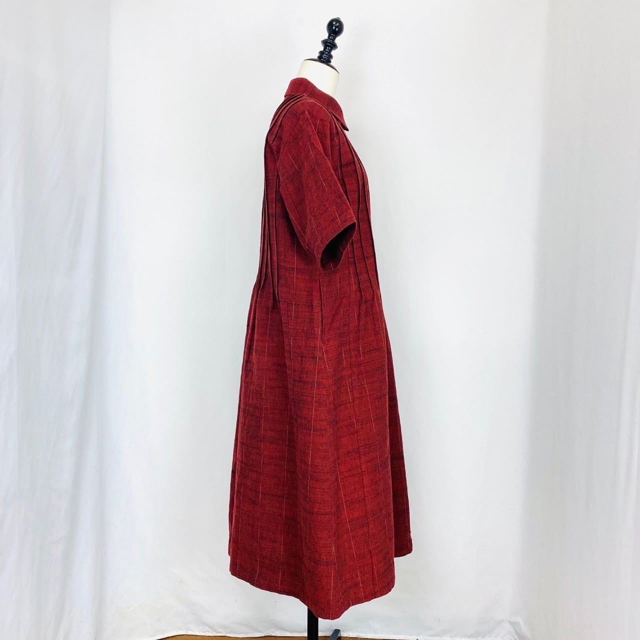 252071   ピンタックのワンピース　半袖　3カラー　遠州織物　厚手ストライプ