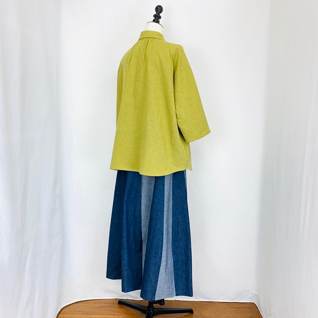 SU19108　丸衿ふんわりブラウス　2カラー　綿麻先染ストライプ