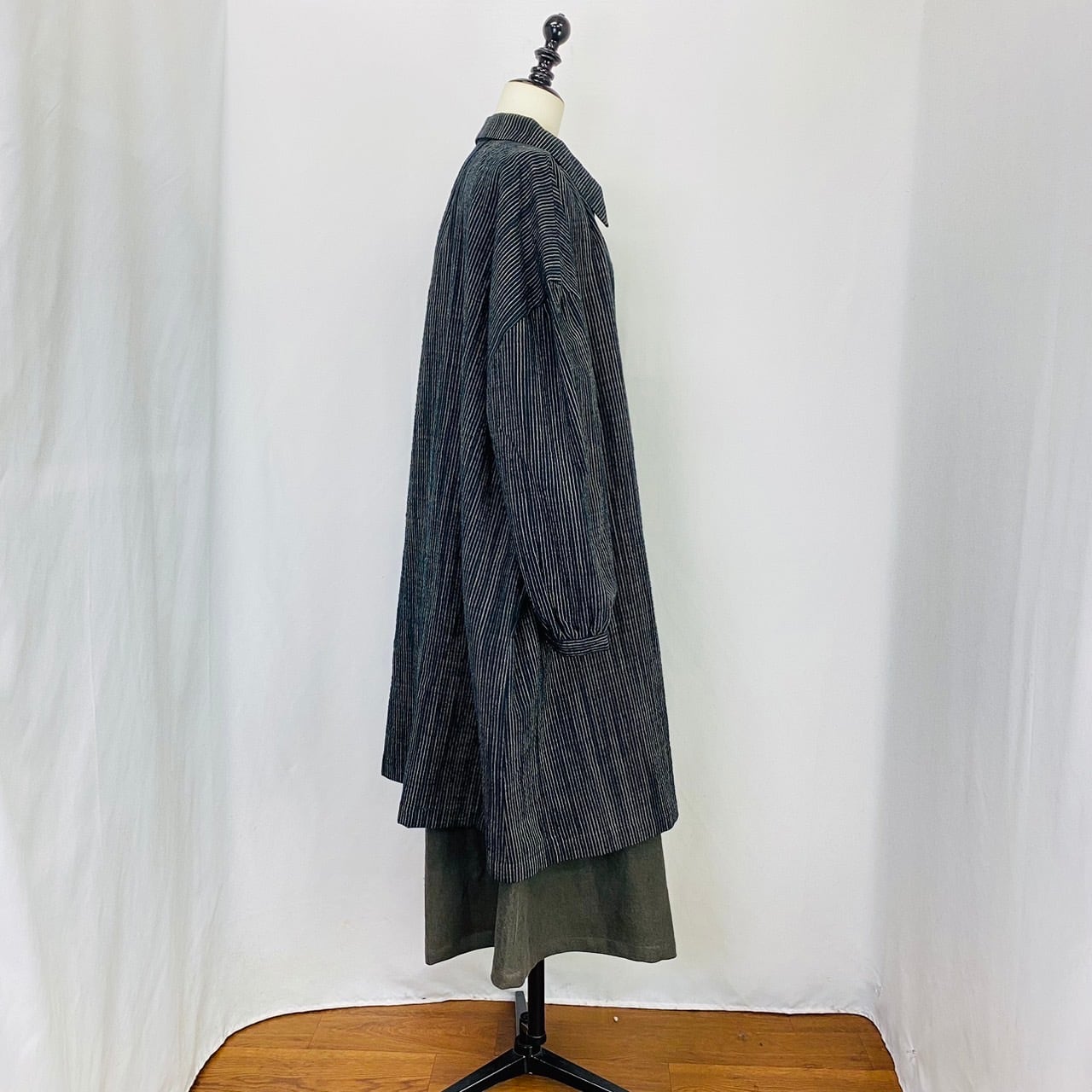 232062　前立て開きビッグシャツワンピース　遠州織り　逆スラブ