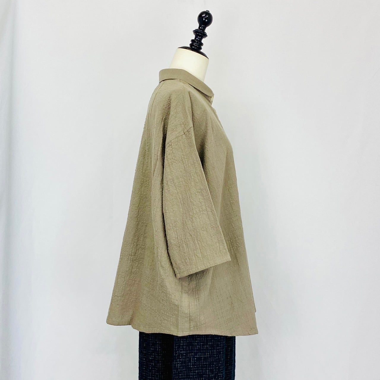 SU19102　丸襟ゆったりブラウス　遠州織物　逆スラブうすで