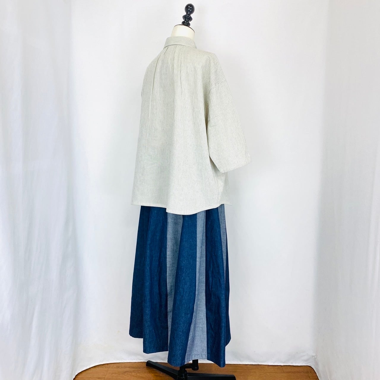 SU19108　丸衿ふんわりブラウス　2カラー　綿麻先染ストライプ