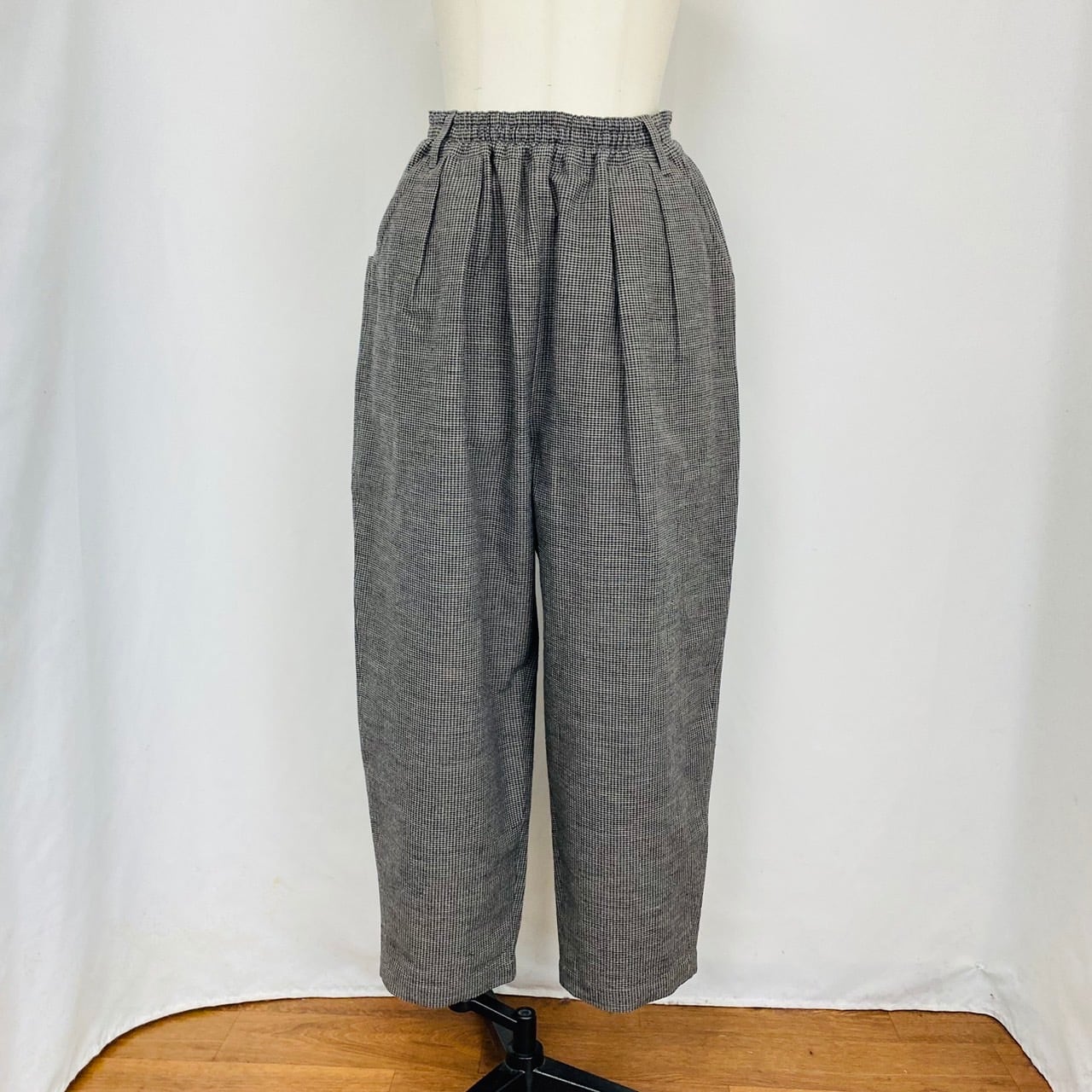 245032  大きな後ろポケットのパンツ　2カラー　遠州織物　厚手格子
