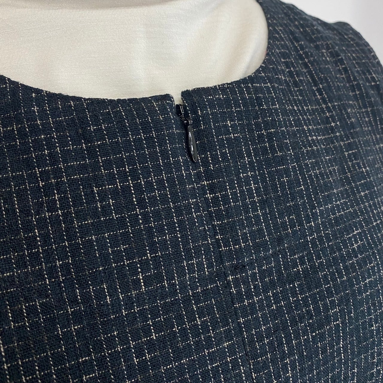 252041　前ファスナーのノースリーブワンピース　2カラー　遠州織物　たてよこ絣