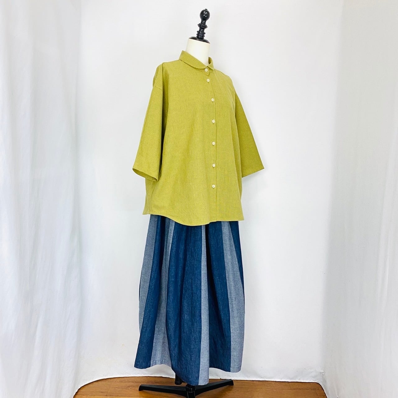 SU19108　丸衿ふんわりブラウス　2カラー　綿麻先染ストライプ