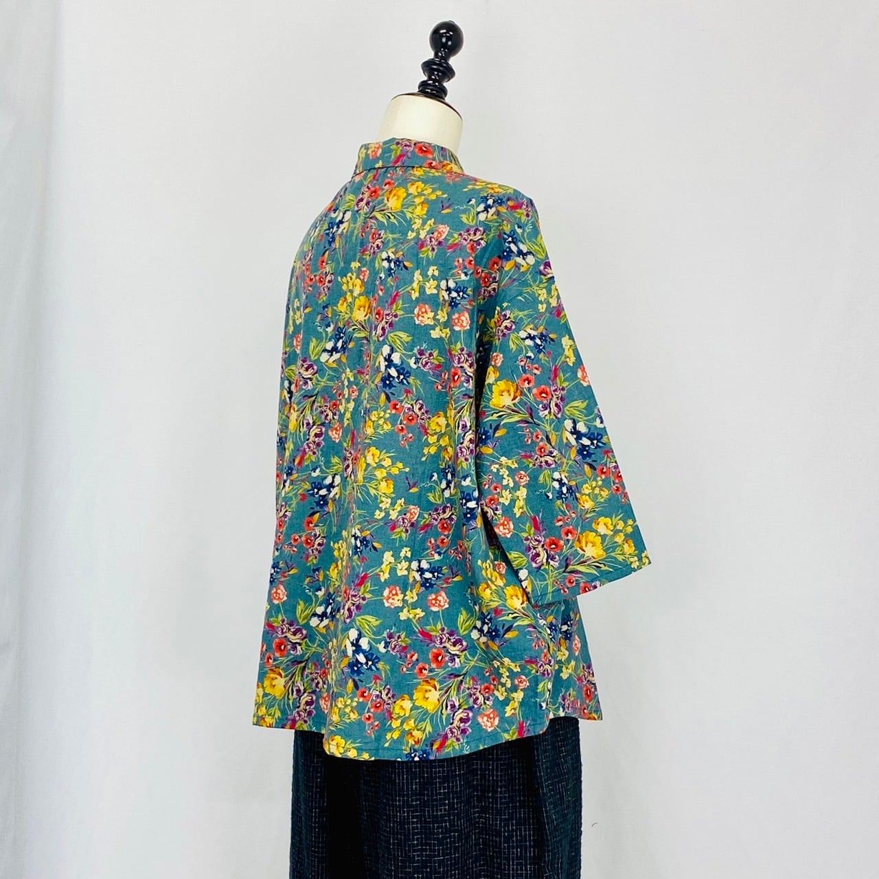 SU1910   丸襟ゆったりブラウス　3カラー　多色プリント花柄　綿麻