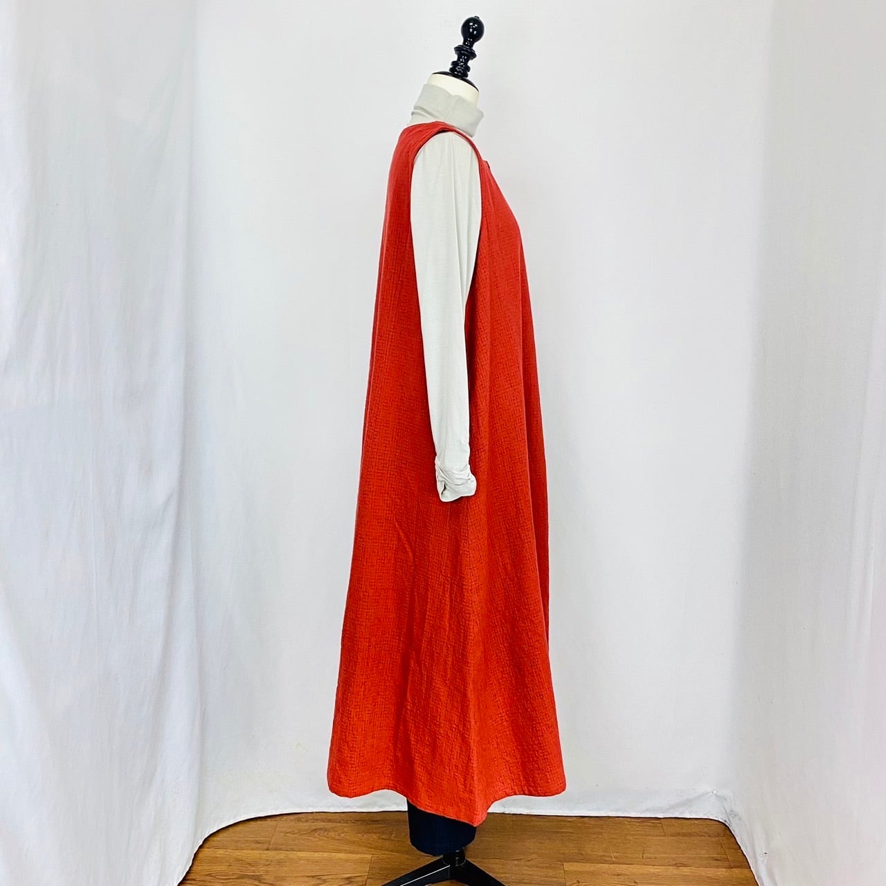 252041　前ファスナーのノースリーブワンピース　2カラー　遠州織物　たてよこ絣