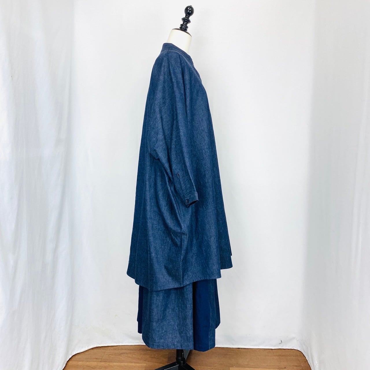 252059   ドルマンスリーブのロングブラウス　2カラー　岡山デニム