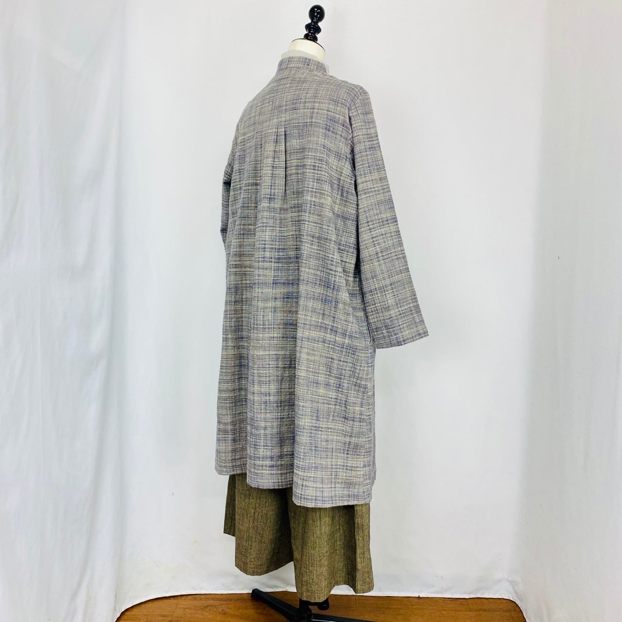 251011　タックのコート　2カラー　遠州織物　うすで逆スラブ