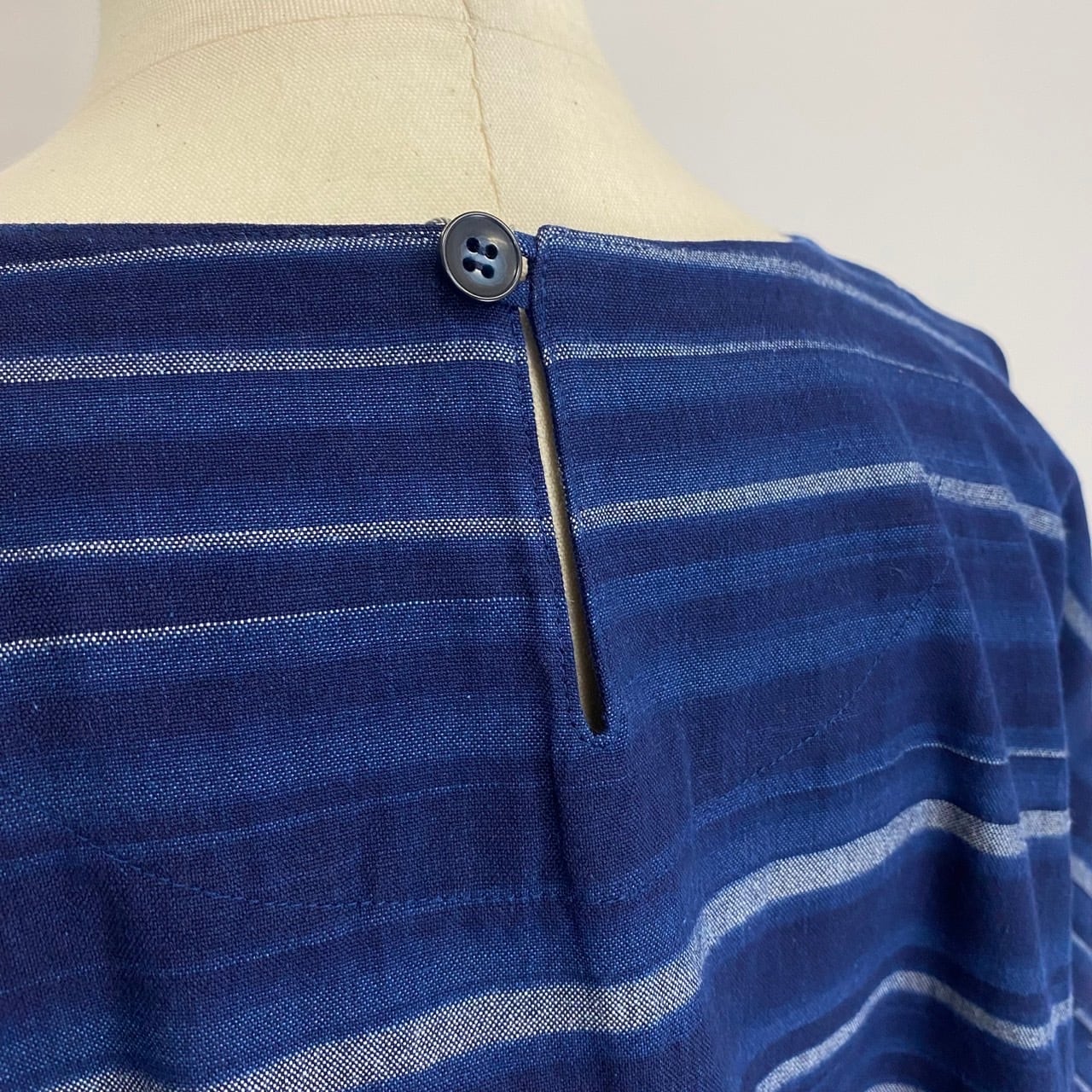 232056   ロングフレアーワンピース　遠州藍染め織　よこ絣