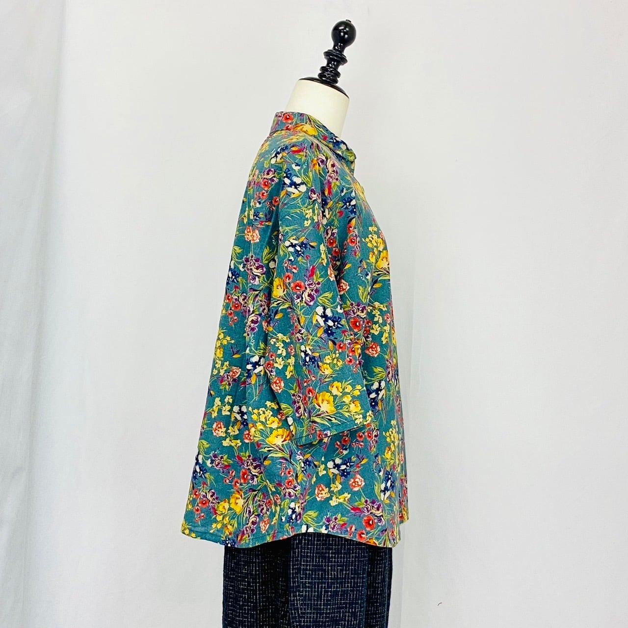 SU1910   丸襟ゆったりブラウス　3カラー　多色プリント花柄　綿麻