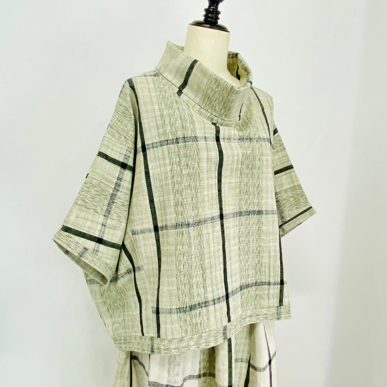 【再販】224011　ロールネック切替えプルオーバー　2カラー　遠州織物　逆スラブ絣格子