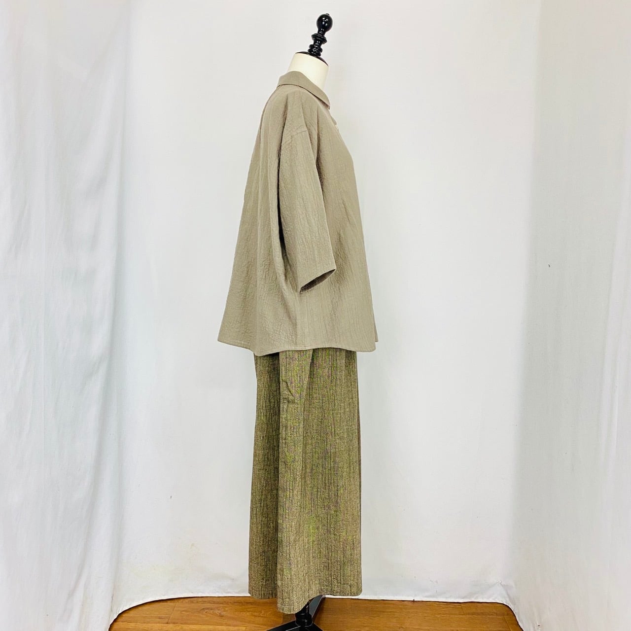 SU19102　丸襟ゆったりブラウス　遠州織物　逆スラブうすで