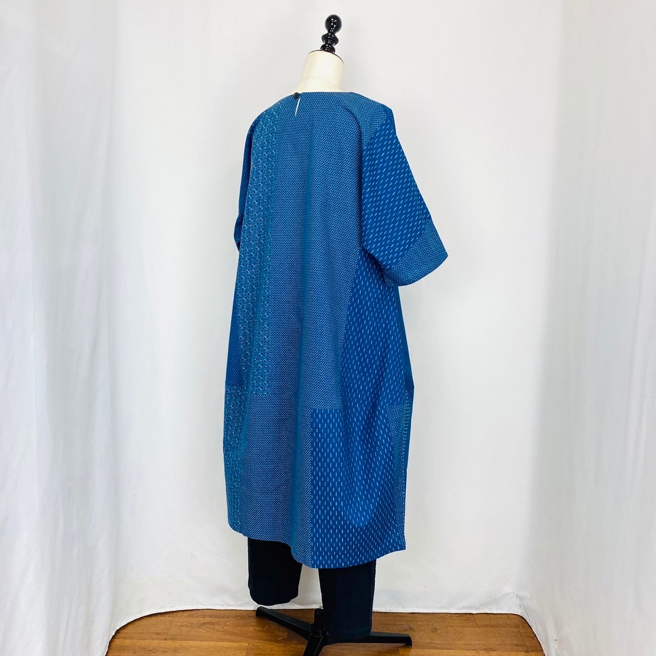 2320133   切替えビッグワンピース　2カラー　安曇野染め　絣ボーダー