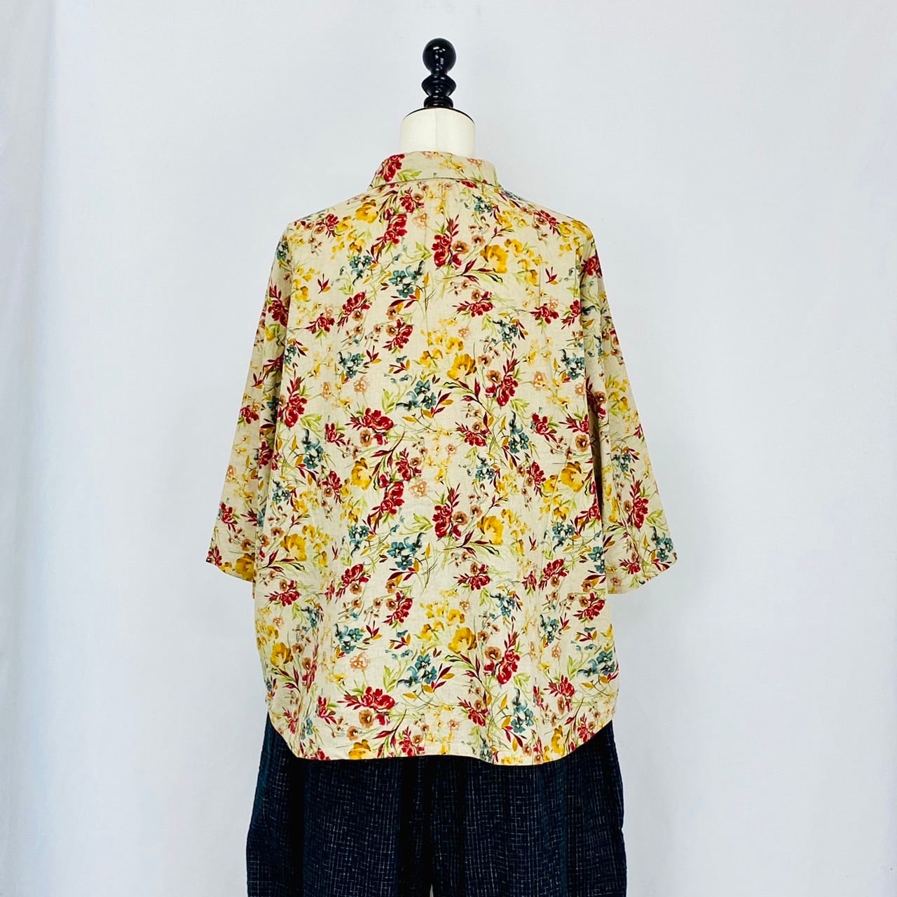 SU1910   丸襟ゆったりブラウス　3カラー　多色プリント花柄　綿麻