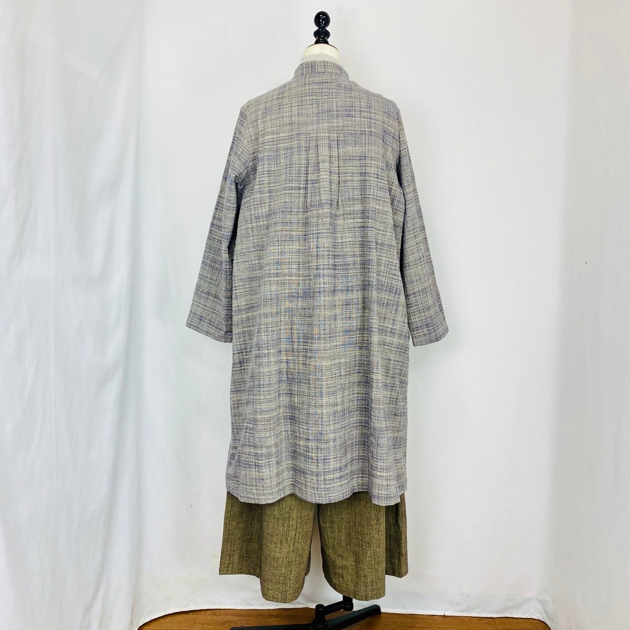 251011　タックのコート　2カラー　遠州織物　うすで逆スラブ