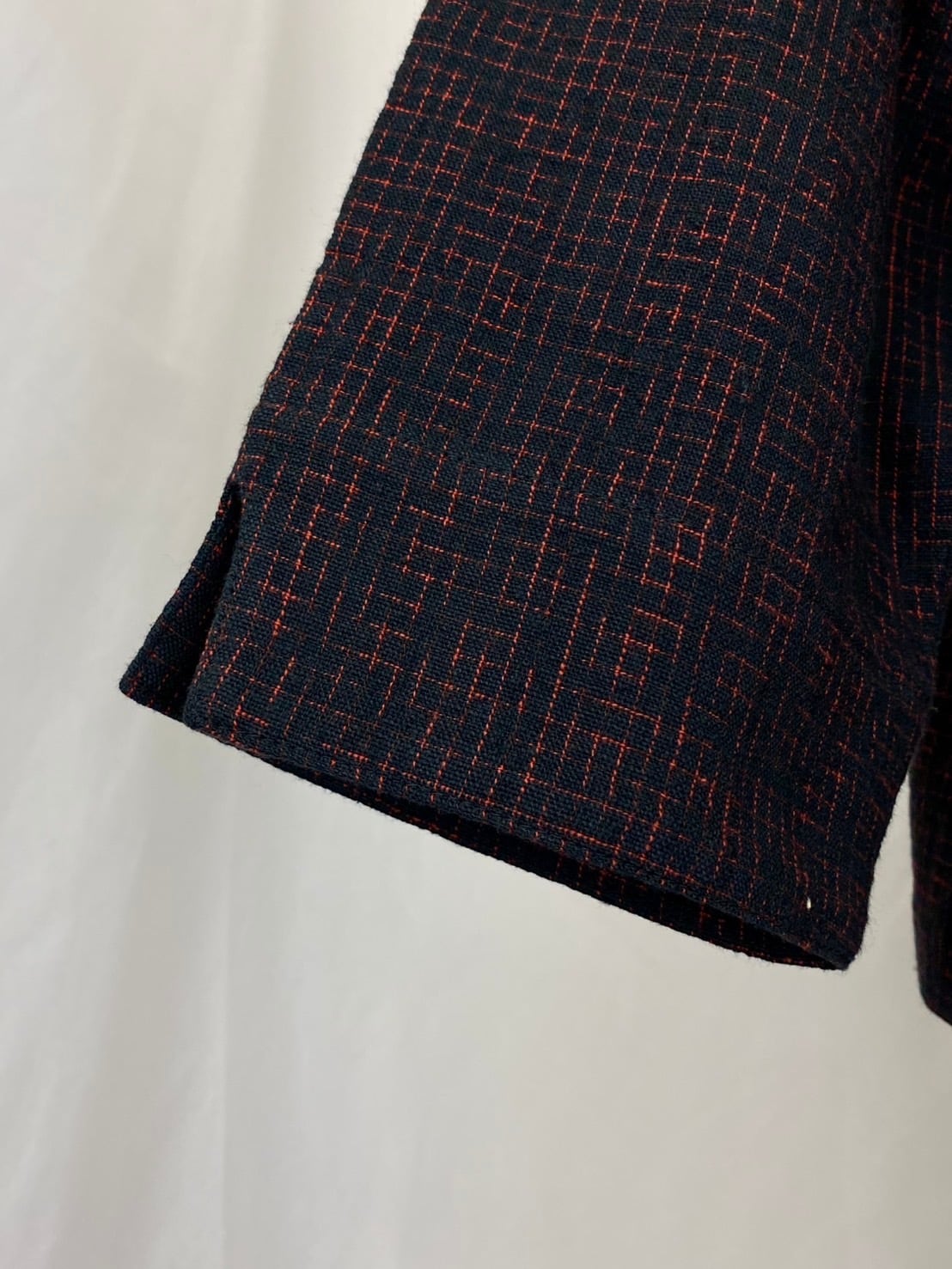 251021-6　ノーカラーショートジャケット　遠州織物　たてよこ絣