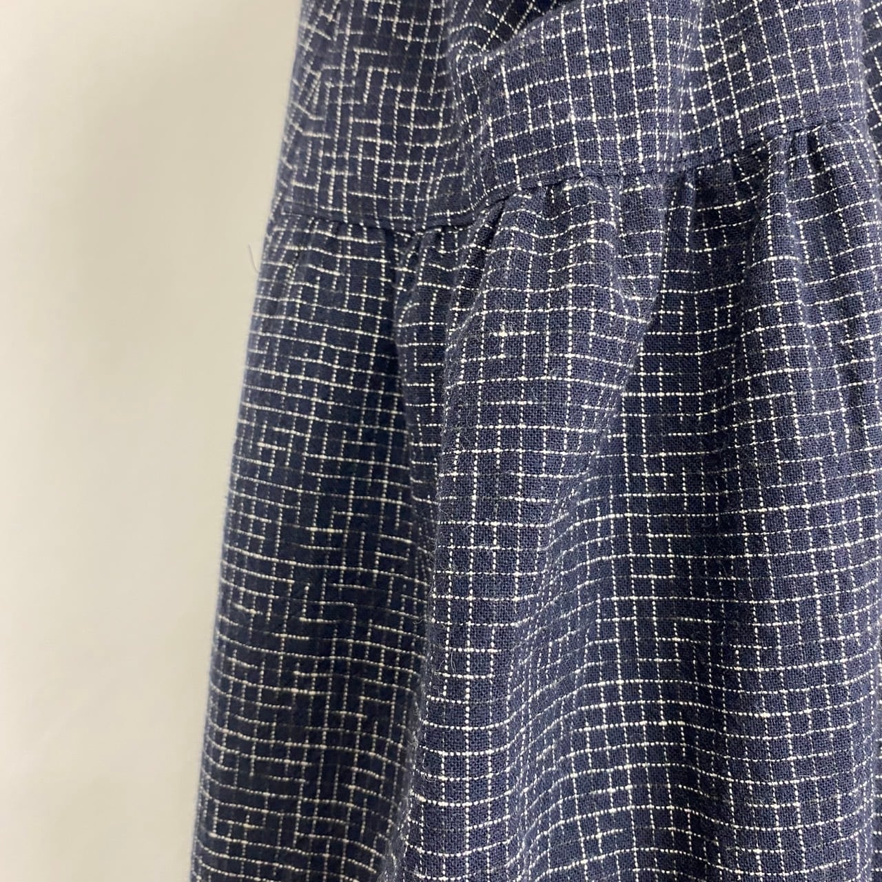 242011-2   サイドギャザーワンピース　遠州織物　紺たてよこ絣