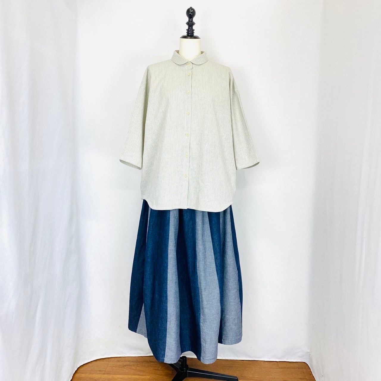 SU19108　丸衿ふんわりブラウス　2カラー　綿麻先染ストライプ