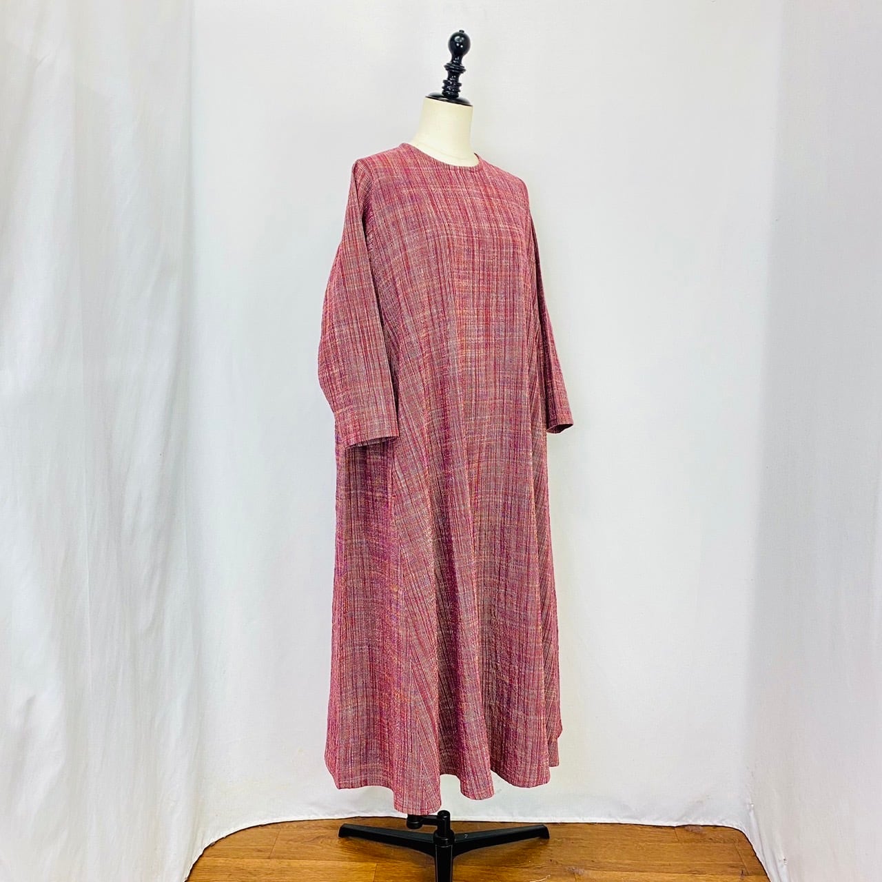 【再販】242011　サイドギャザーワンピース　2カラー　遠州織り　逆スラブ　薄手